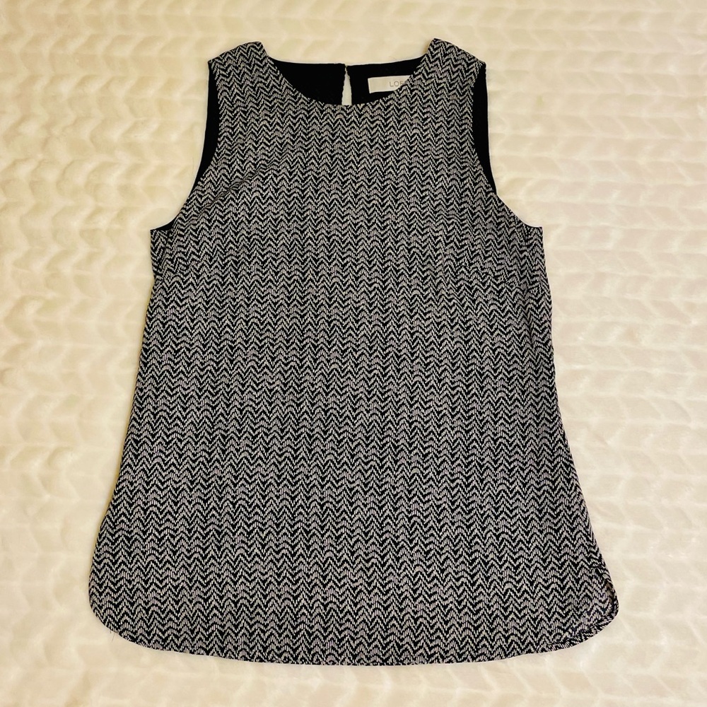 EUC- LOFT Black and White Chevron Blouse